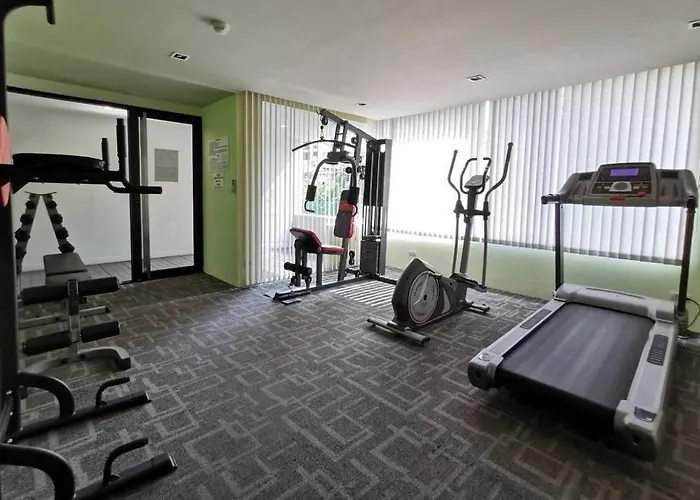 Location With 3-min Walk To Everything Bangkok